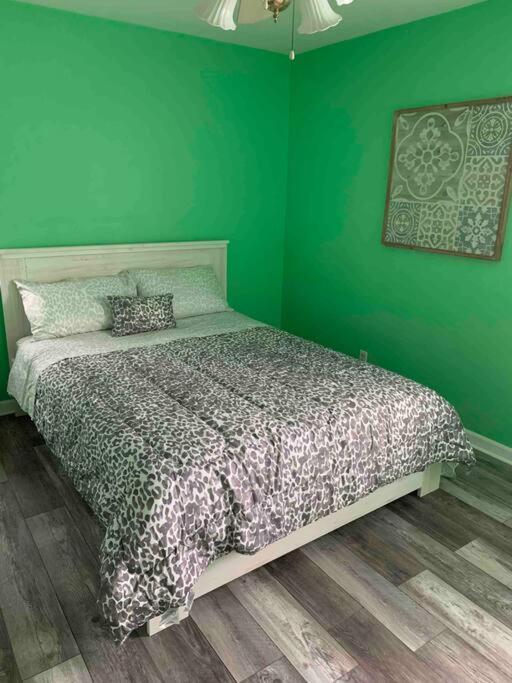 Willa Remodeled House Minutes To Falls Attractions Niagara Falls Zewnętrze zdjęcie