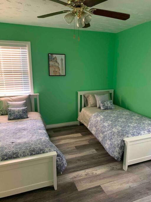 Willa Remodeled House Minutes To Falls Attractions Niagara Falls Zewnętrze zdjęcie